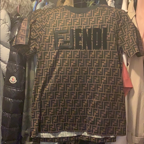 AUTHENTIC Fendi signature short sleeve T shirt